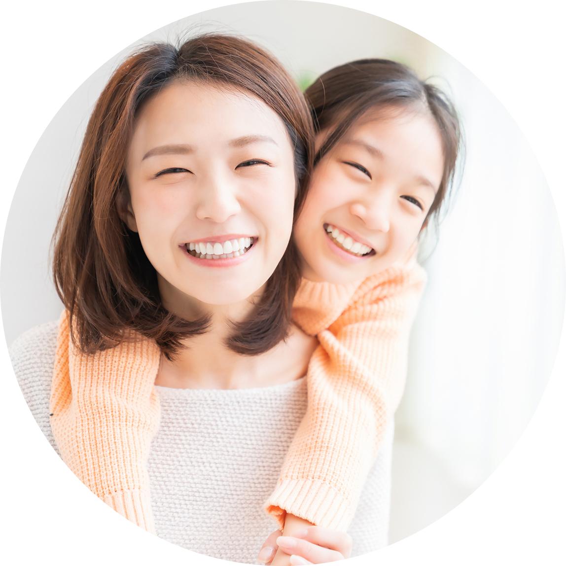 笑顔の親子